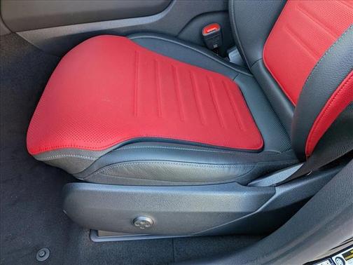 2026 Mercedes-Benz GLC 300 Base