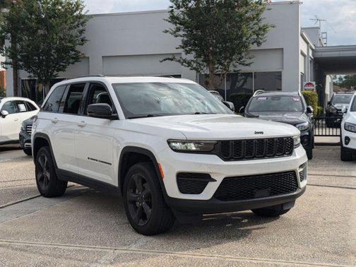 2023 Jeep Grand Cherokee Altitude