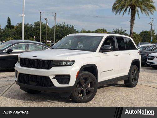 2023 Jeep Grand Cherokee Altitude