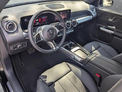 2025 Mercedes-Benz GLB 250 Base