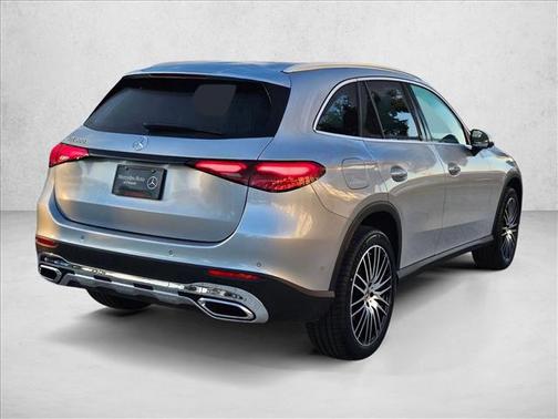 Cirrus Silver Metallic 2026 Mercedes-Benz GLC 300 Base