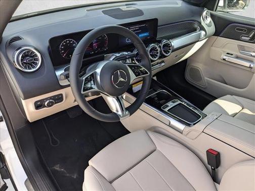 2025 Mercedes-Benz GLB 250 Base