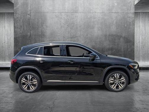 2025 Mercedes-Benz GLA 250 Base