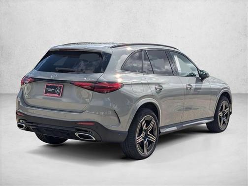 2026 Mercedes-Benz GLC 300 4MATIC