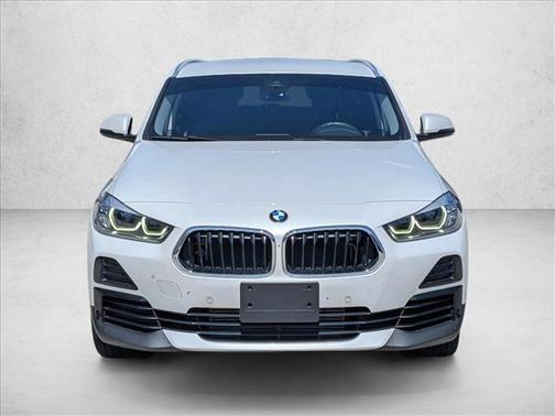 Alpine White 2023 BMW X2 sDrive28i