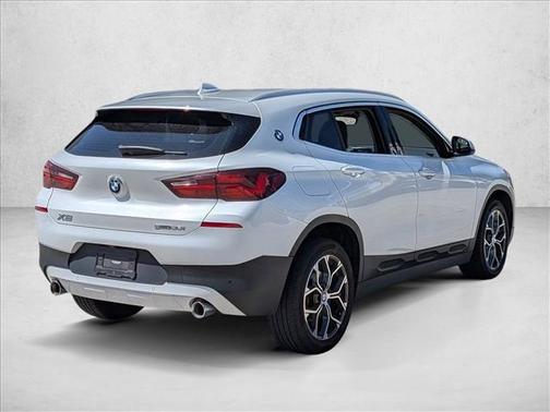 Alpine White 2023 BMW X2 sDrive28i
