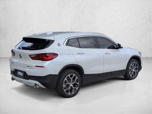 Alpine White 2023 BMW X2 sDrive28i