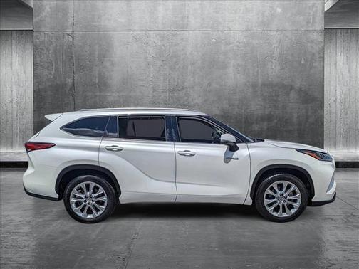 2021 Toyota Highlander Hybrid Limited