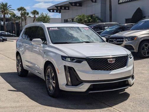 2024 Cadillac XT6 Premium Luxury FWD