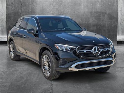 2025 Mercedes-Benz GLC 300 Base