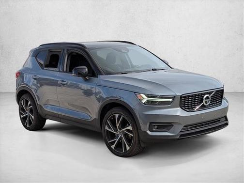 2019 Volvo XC40 T5 R-Design