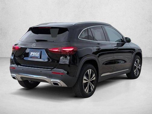 Night Black 2026 Mercedes-Benz GLA 250 4MATIC