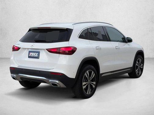 Polar White 2026 Mercedes-Benz GLA 250 4MATIC
