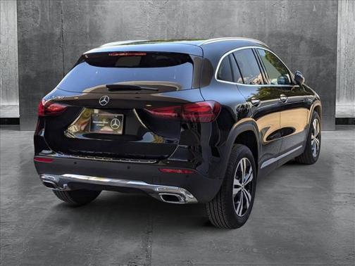 2025 Mercedes-Benz GLA 250 Base
