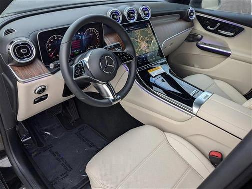 2025 Mercedes-Benz GLC 350e Base