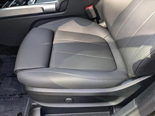 2025 Mercedes-Benz GLB 250 Base