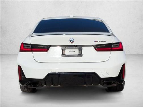Alpine White 2023 BMW M340 M340i