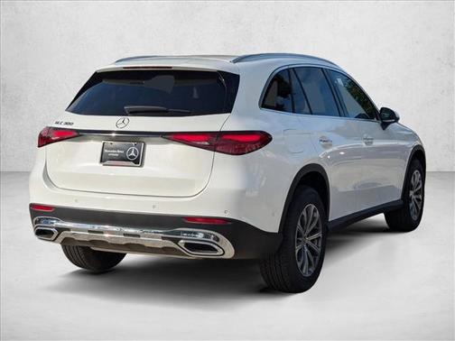 2025 Mercedes-Benz GLC 300 Base