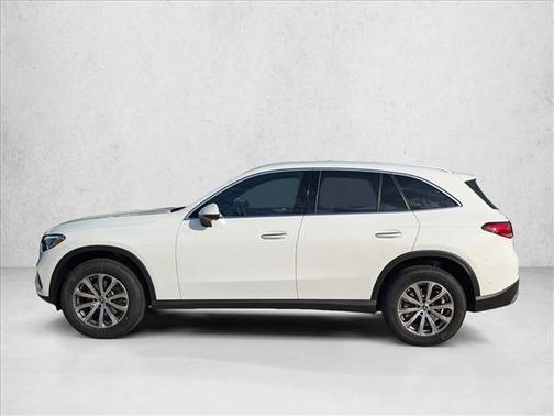 2025 Mercedes-Benz GLC 300 Base