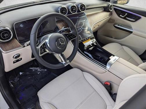 2025 Mercedes-Benz GLC 300 Base