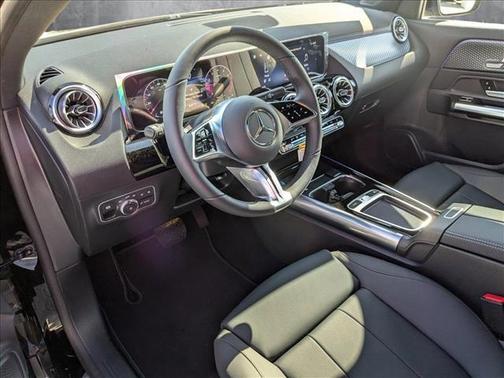 2025 Mercedes-Benz GLA 250 Base