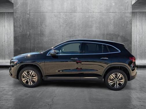 2025 Mercedes-Benz GLA 250 Base
