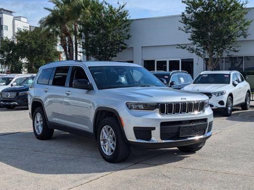 2023 Jeep Grand Cherokee L Laredo