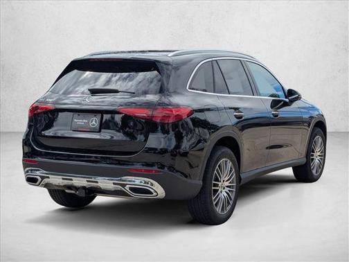 2026 Mercedes-Benz GLC 300 Base