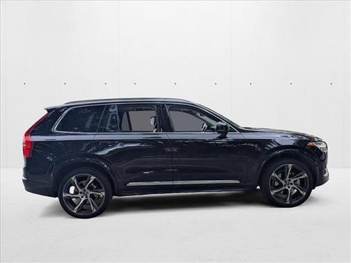 2023 Volvo XC90 B6 Ultimate 6-Seater
