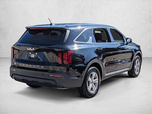 2022 Kia Sorento LX
