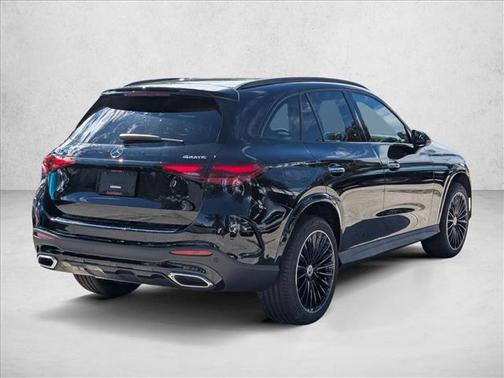 2026 Mercedes-Benz GLC 300 4MATIC