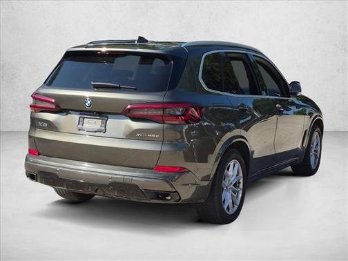 Manhattan Green Metallic 2021 BMW X5 PHEV xDrive45e