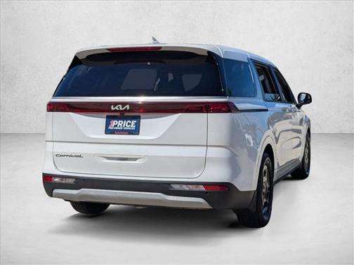 2022 Kia Carnival LX