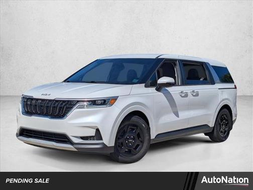 2022 Kia Carnival LX