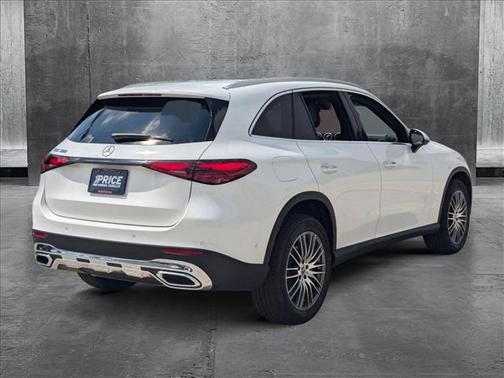 2025 Mercedes-Benz GLC 300 Base