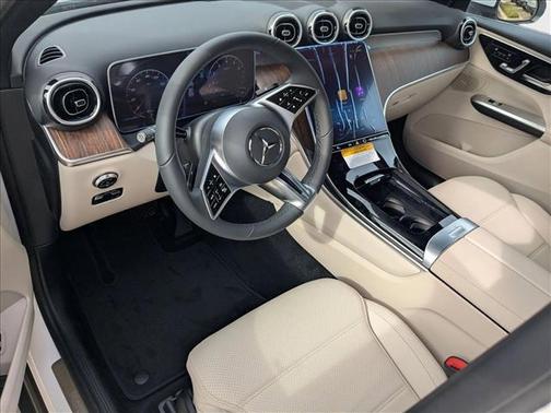2026 Mercedes-Benz GLC 300 4MATIC