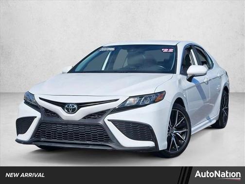 White 2022 Toyota Camry SE