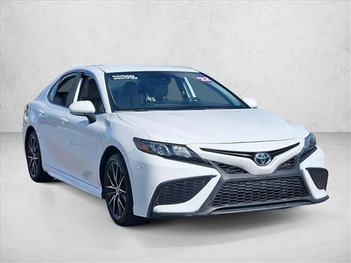 White 2022 Toyota Camry SE