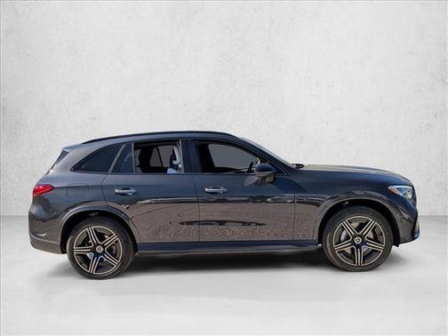 2026 Mercedes-Benz GLC 300 4MATIC