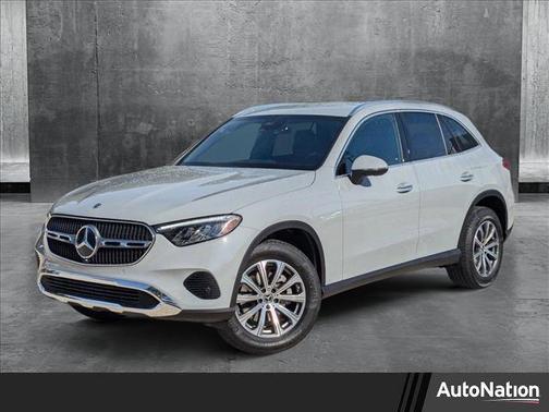 2025 Mercedes-Benz GLC 300 Base