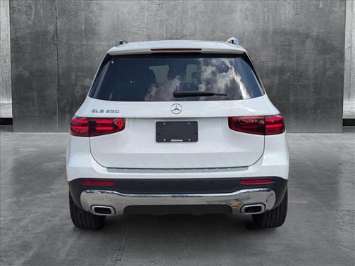 2025 Mercedes-Benz GLB 250 Base