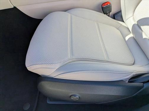 2026 Mercedes-Benz GLC 300 Base