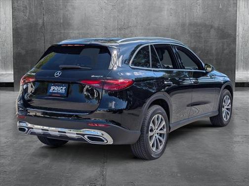 2025 Mercedes-Benz GLC 300 4MATIC