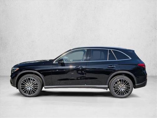 2026 Mercedes-Benz GLC 300 Base