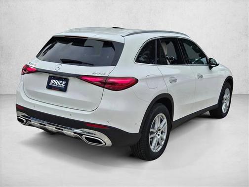 2026 Mercedes-Benz GLC 300 4MATIC