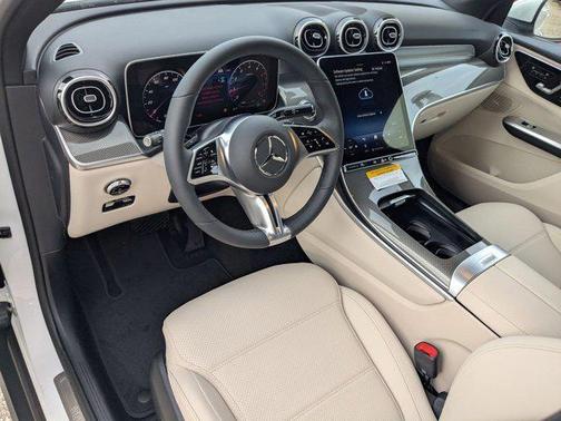 2026 Mercedes-Benz GLC 300 4MATIC