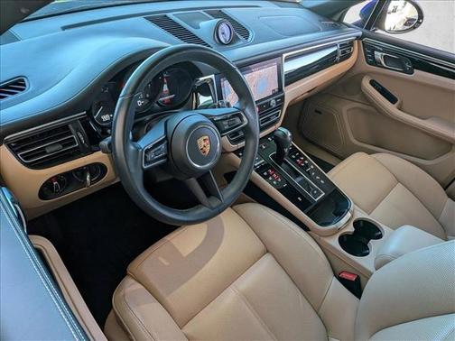 2024 Porsche Macan T
