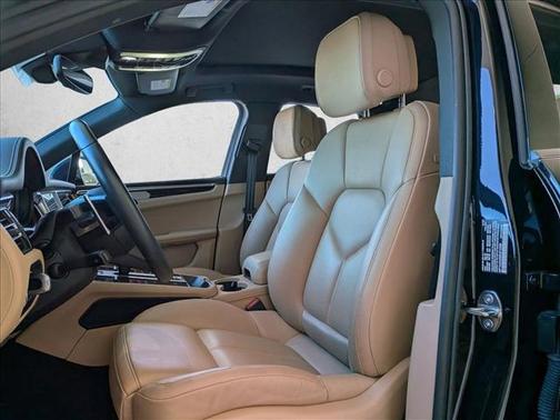 2024 Porsche Macan T