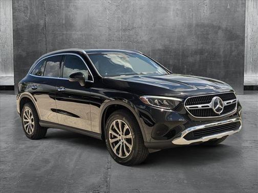 2025 Mercedes-Benz GLC 300 4MATIC