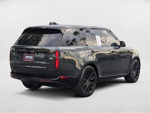 2023 Land Rover Range Rover P400 SE